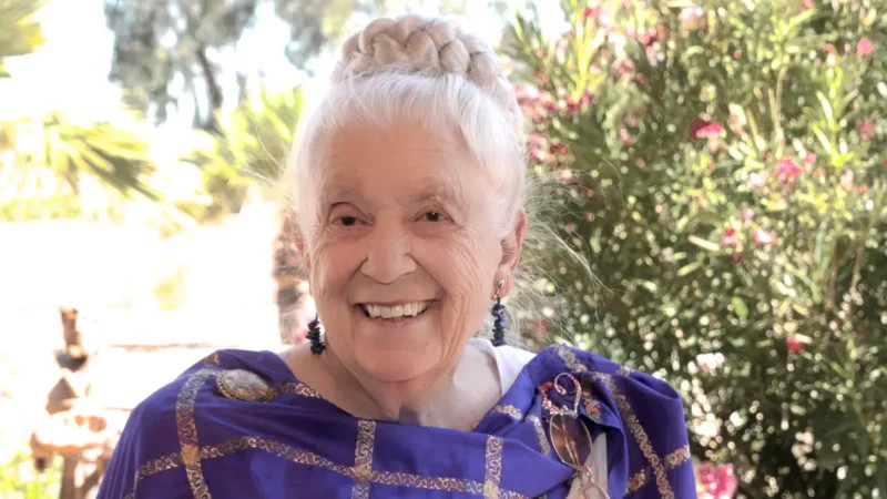 Un medic de 103 ani dezvăluie secretul vieții sale lungi și fericite
